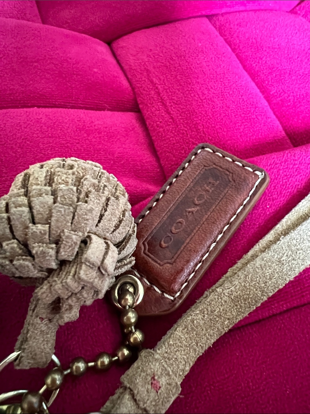 Coach 2005 Suede Pom Poms Hang Tag - Picture 5 of 7